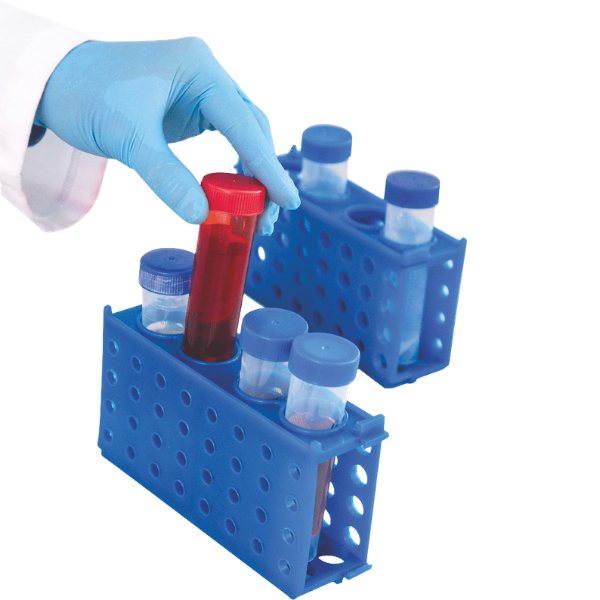 Polypropylene universal rack supporting multiple tube sizes, autoclavable and freezable